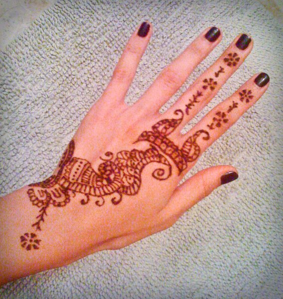 Хна на руке