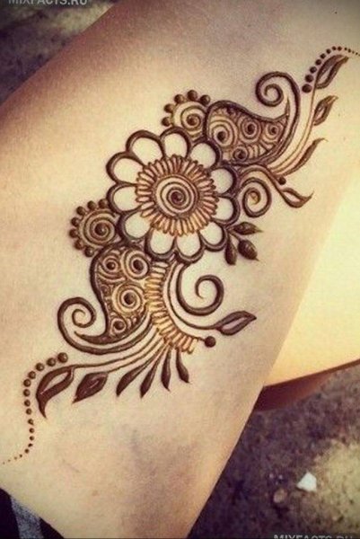 Мехенди Лотос