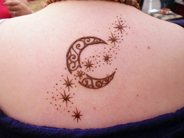 Мехенди звезда