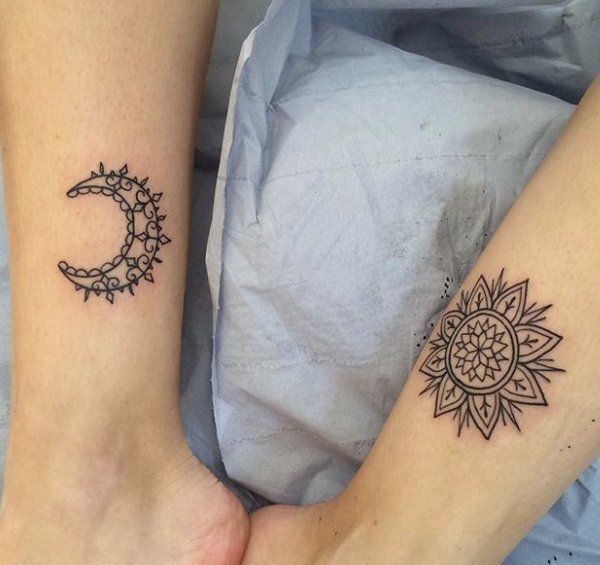 Мехенди солнце и Луна
