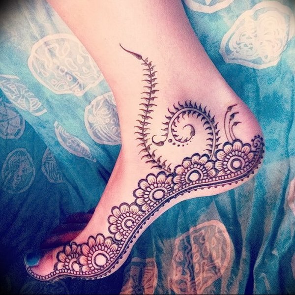 Мехенди месяц