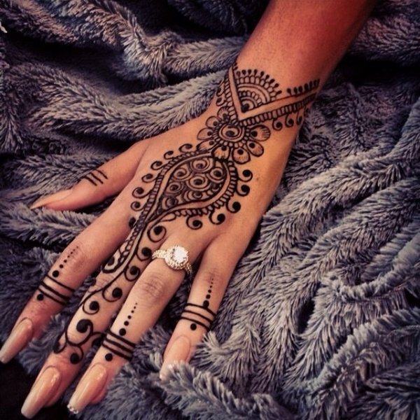 Марокканская роспись хной