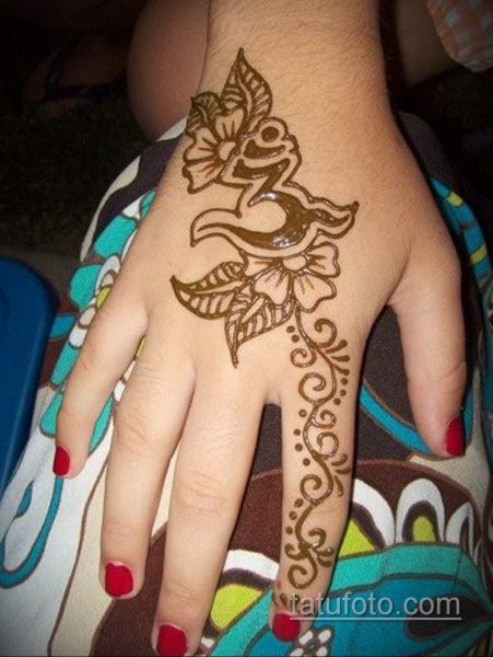 Мехенди на руке для детей