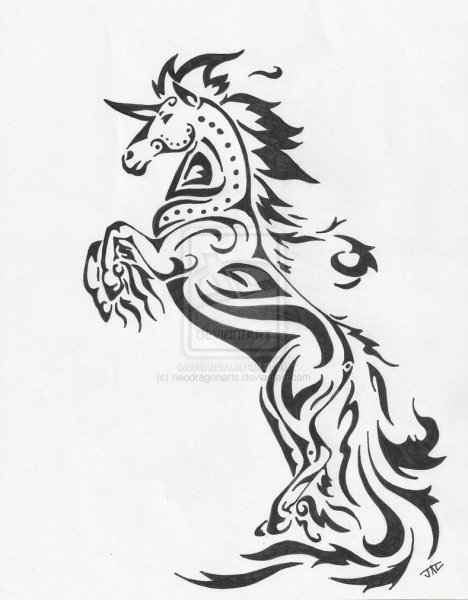 Тату хной лошадь