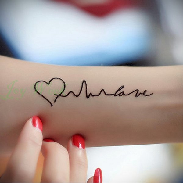 Тату про любовь для девушки