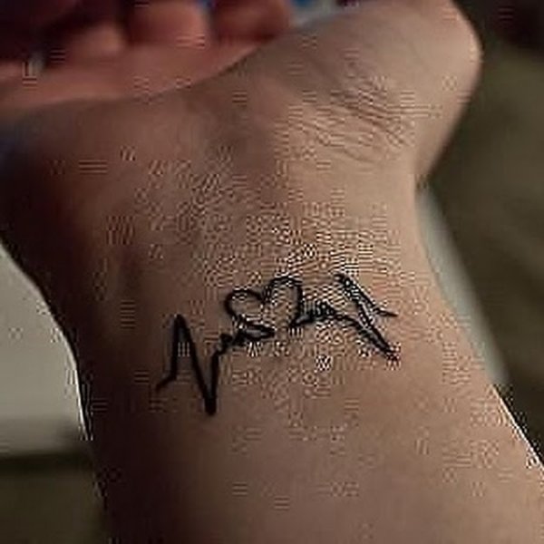 Надписи хной