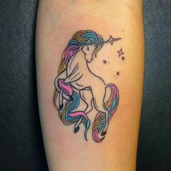 Тату хной Единорог