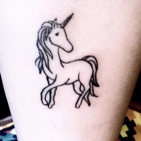 Рисунок единорога хной