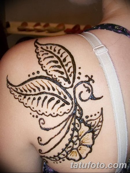 Рисунки хной на плече