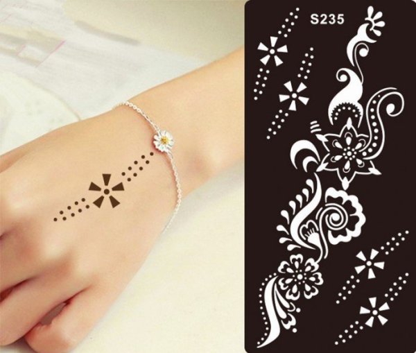 Мехенди на ладони