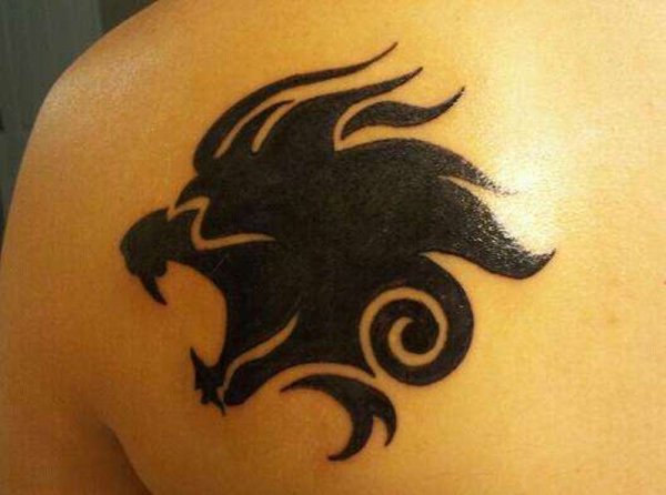 Знак зодиака Лев хной