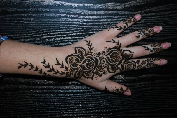 Мехенди басмой