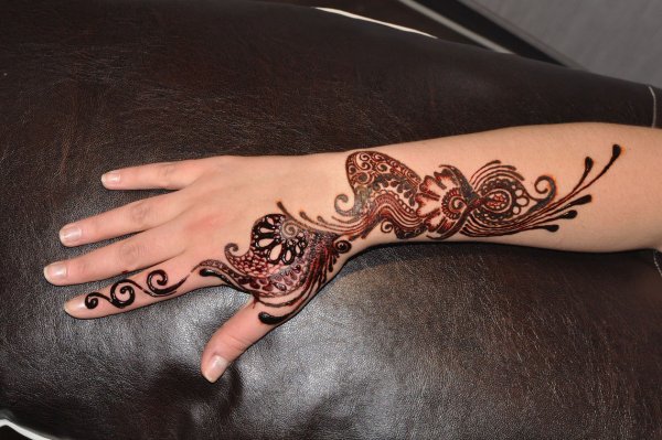 Эскиз рисунка басмы