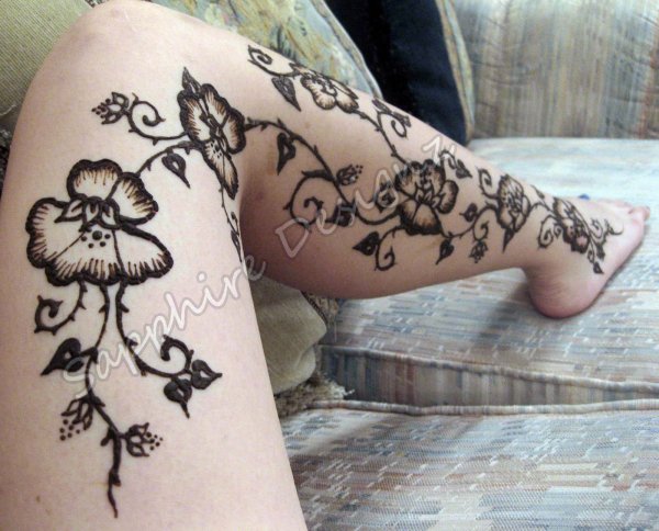 Мехенди на всю ногу цветы