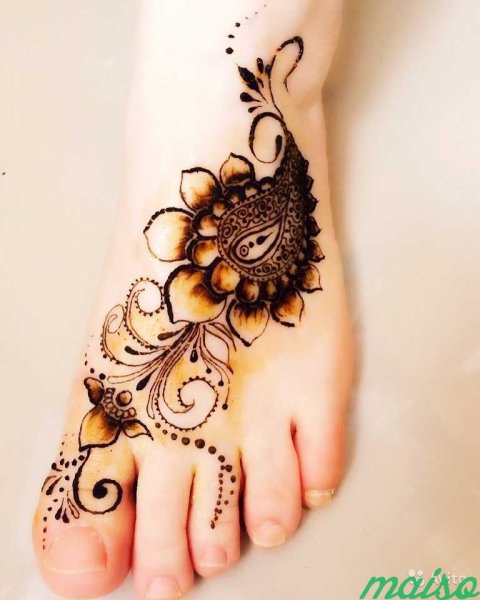 Рисование хной по телу