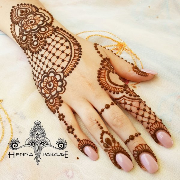 Мехенди арабский стиль