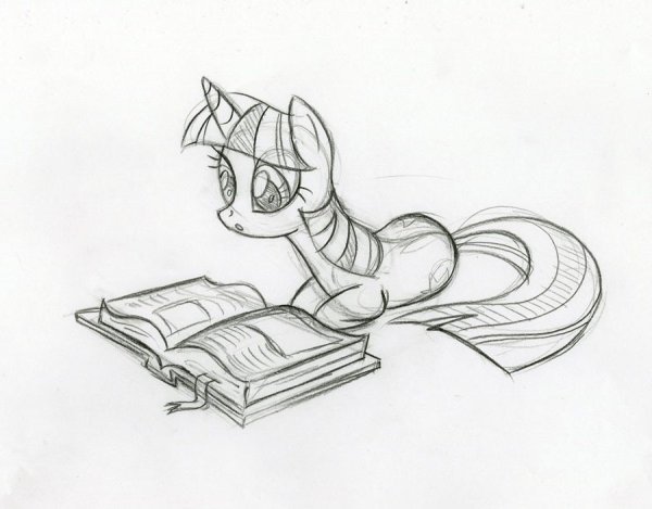 Зарисовки пони карандашом