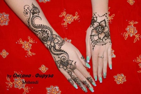 Оксана Макарова мехенди