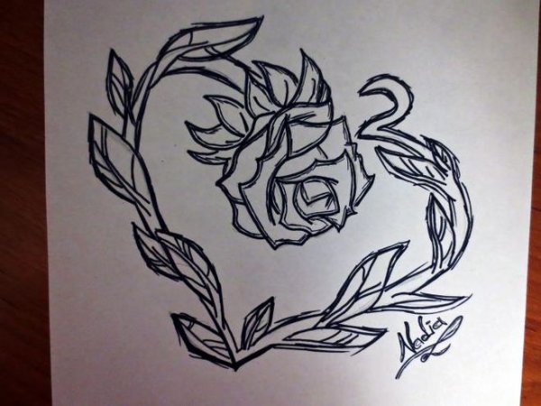 Татушки карандашом на бумаге