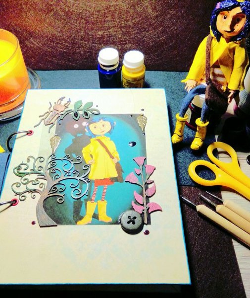 Ногти Коралина в стране кошмаров