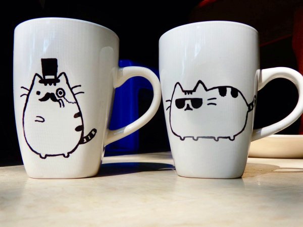 Роспись кружки маркером