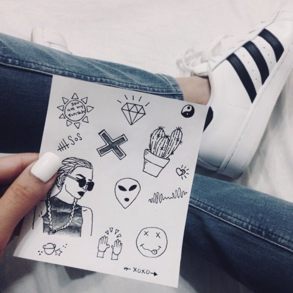 Мелкие рисунки в стиле инди КИД