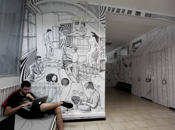 Классные рисунки на стену