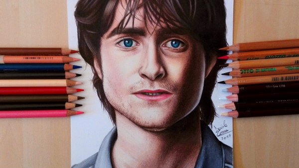 Портрет Гарри Поттера цветными карандашами