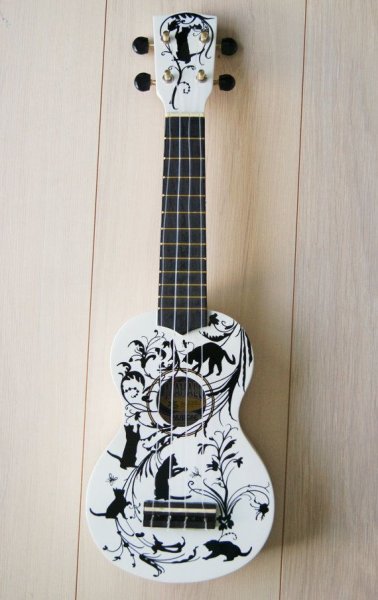Разрисованные гитары акрилом