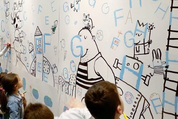 Маркерная роспись стен