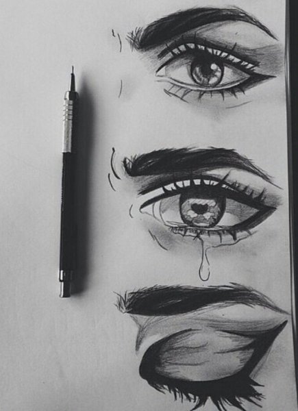 Глаз черной ручкой