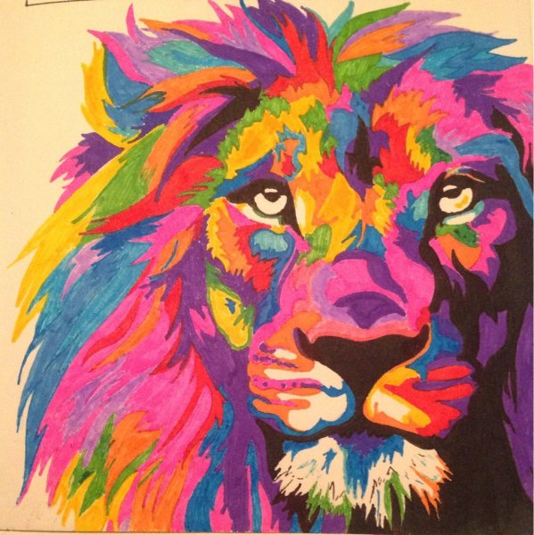 Лев цветной
