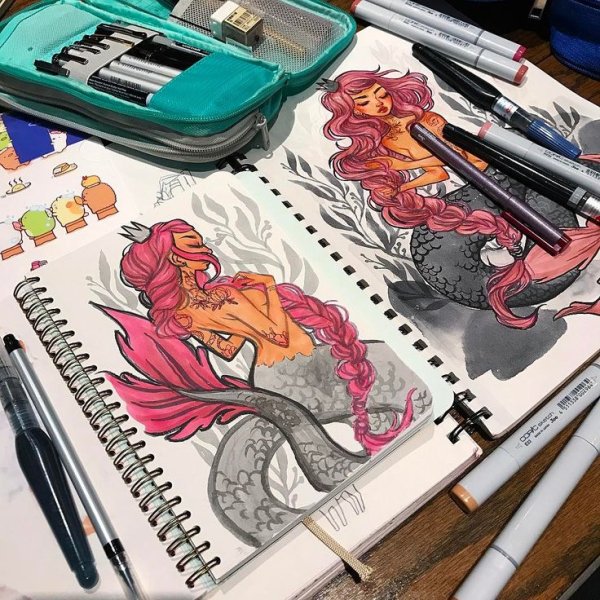 Девушка маркерами