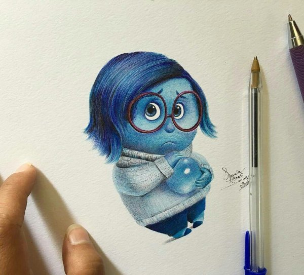 Персонажи цветными карандашами