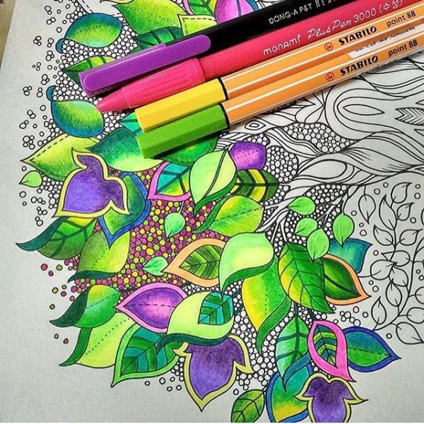 Раскраски антистресс Раскрашенные