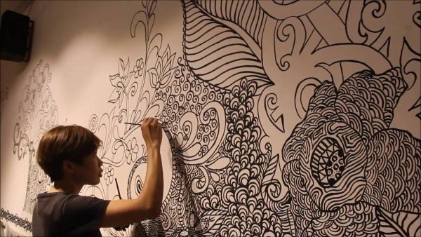 Роспись стен маркером