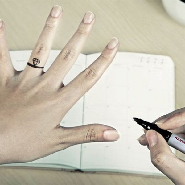 Тату на рукав фломастером