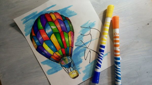 Воздушный шар фломастерами