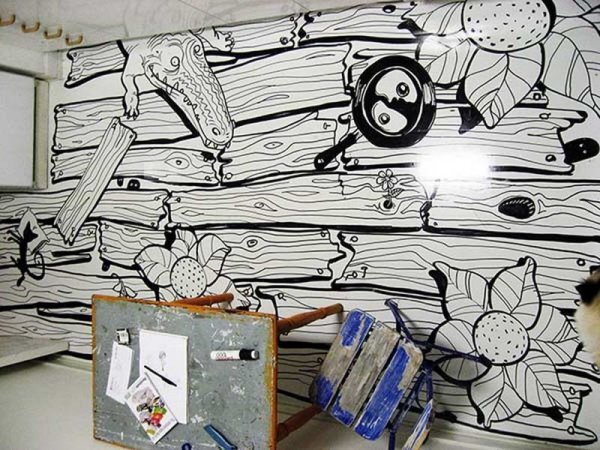 Картины маркером на стене