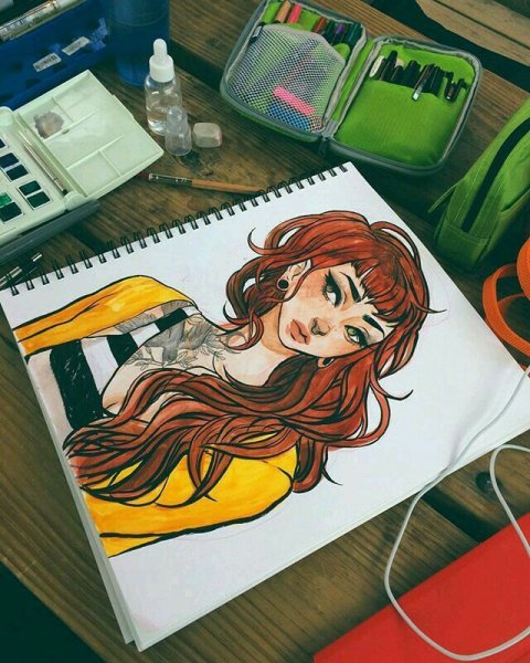 Скетчи девушек маркерами