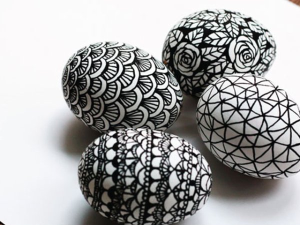 Роспись яиц фломастерами