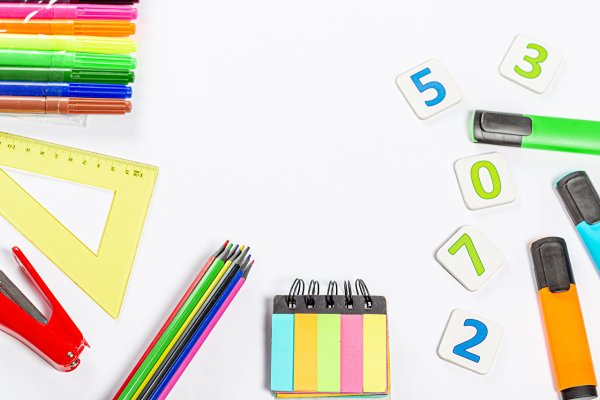 Канцтовары фон