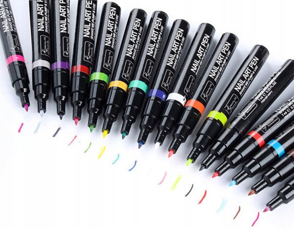 Маникюр фломастерами