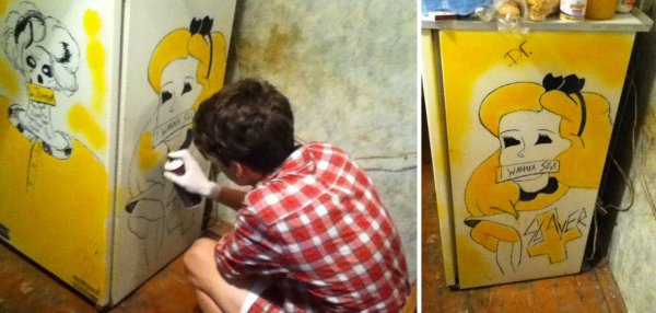 Холодильник смешной рисунок