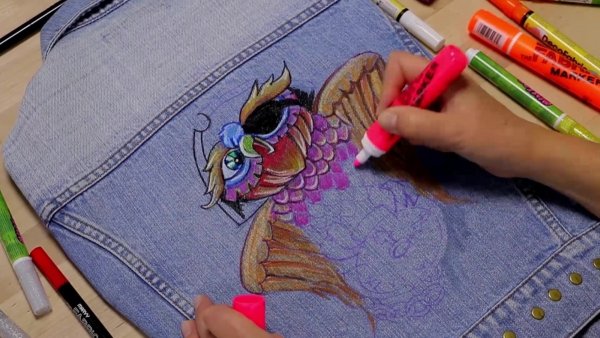 Простые рисунки маркером по ткани