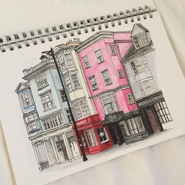 Скетчбук для рисования здания