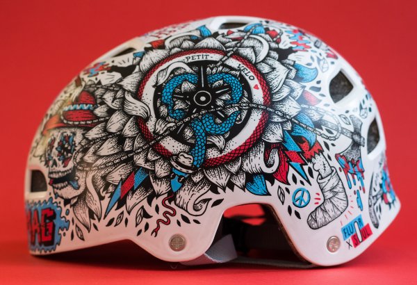 Стилизованные шлемы