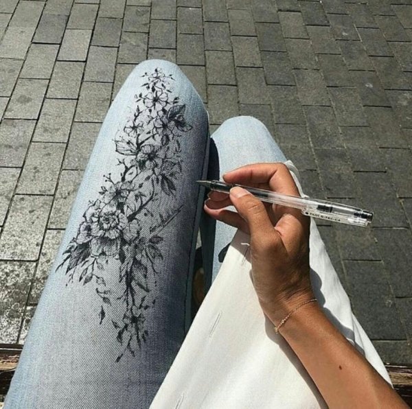 Рисунки на джинсах ручкой