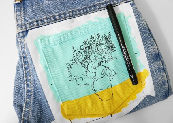 Узоры на карманах джинсов