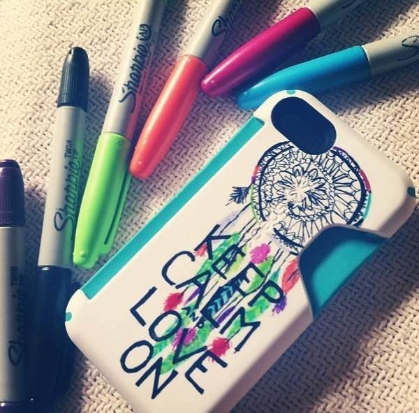 Фломастеры для рисования на чехле для телефона